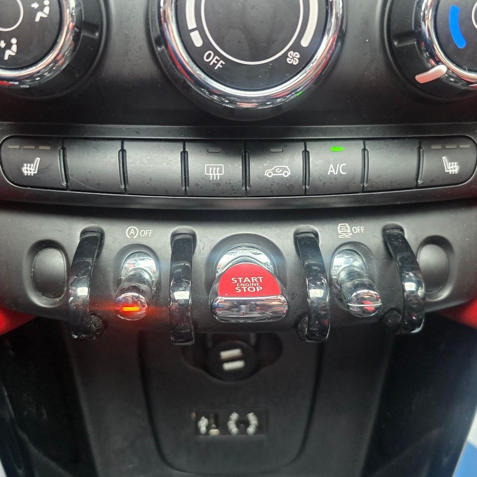 2017 MINI Cooper Hardtop 3dr HB John Cooper Works Photo