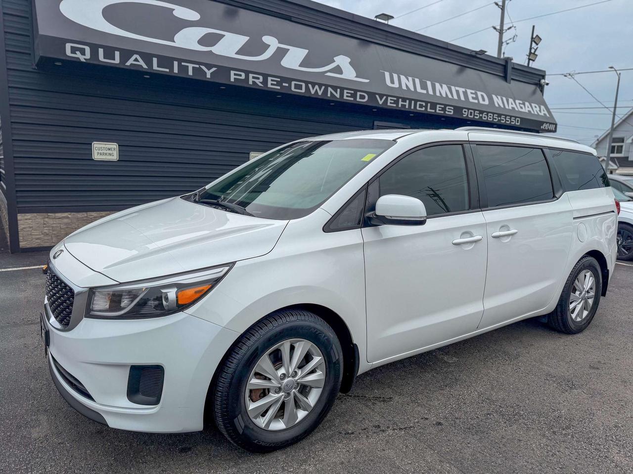 2018 Kia Sedona LX/8 PASS/CAMERA/LOW KM/APPLE CARPLAY/3.3L Photo