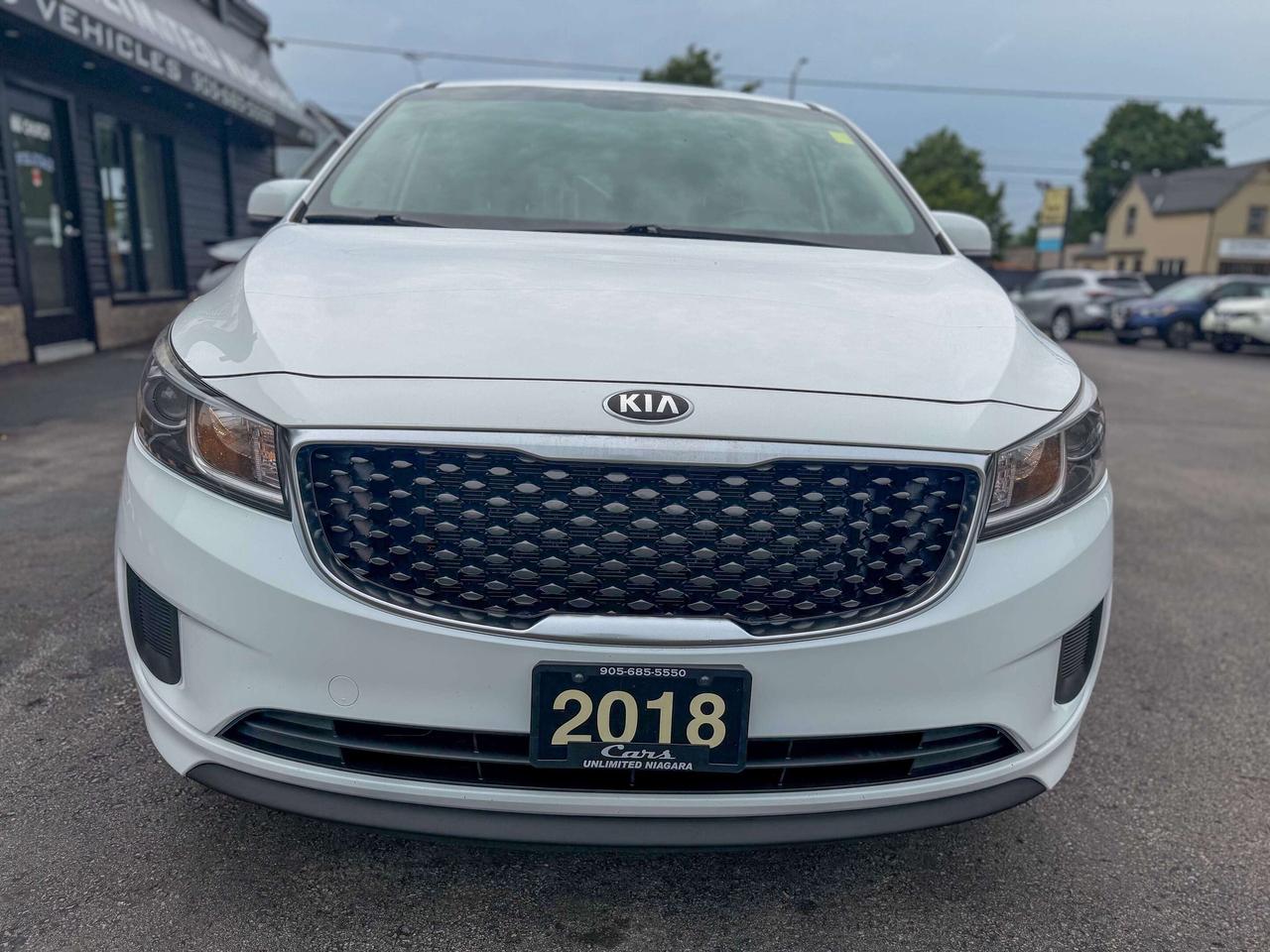 2018 Kia Sedona LX/8 PASS/CAMERA/LOW KM/APPLE CARPLAY/3.3L Photo
