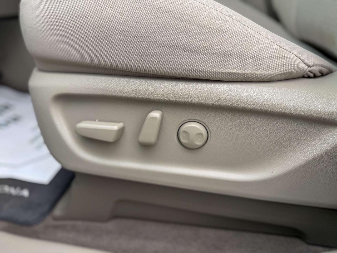 2018 Kia Sedona LX/8 PASS/CAMERA/LOW KM/APPLE CARPLAY/3.3L Photo