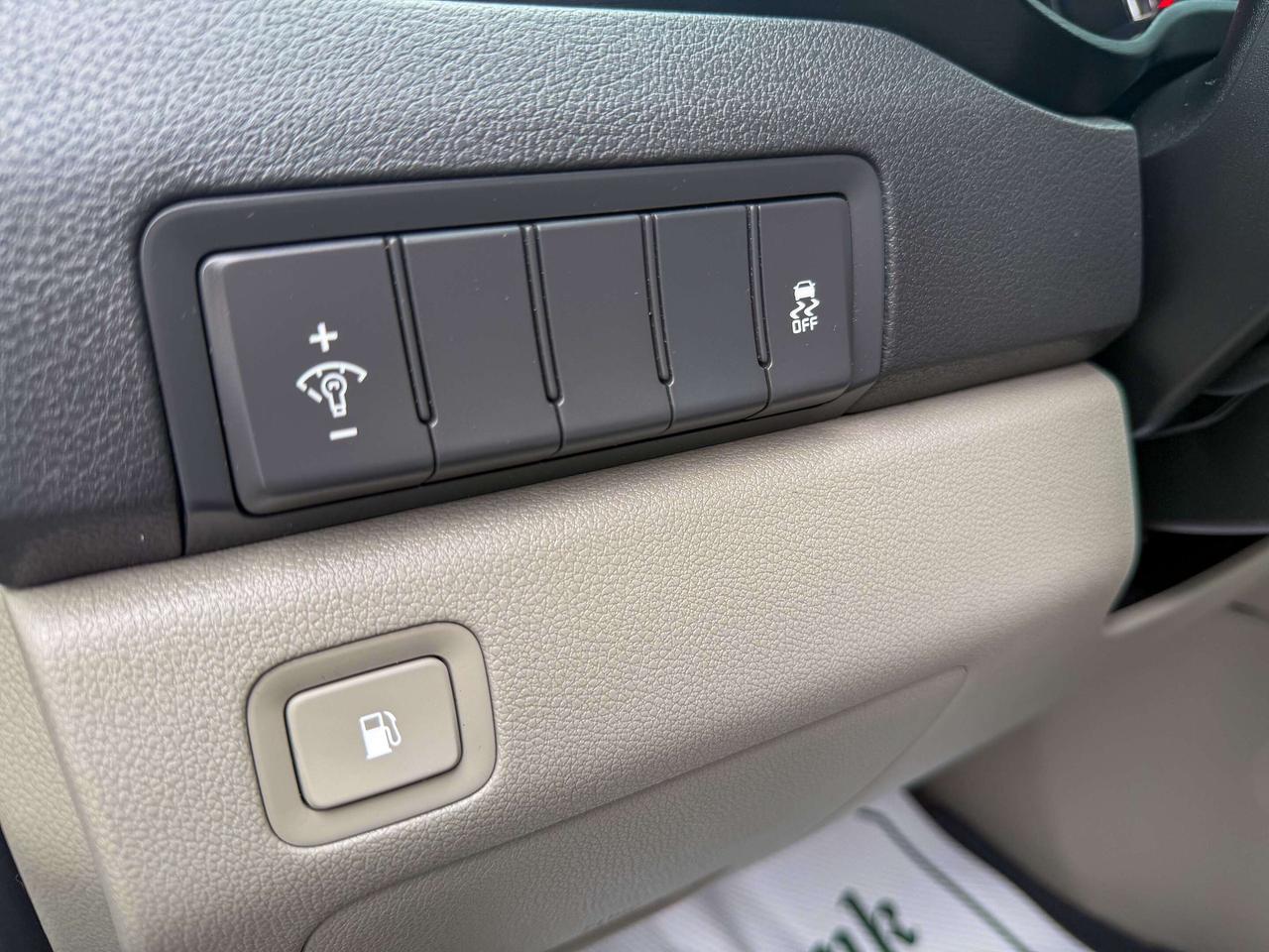 2018 Kia Sedona LX/8 PASS/CAMERA/LOW KM/APPLE CARPLAY/3.3L Photo