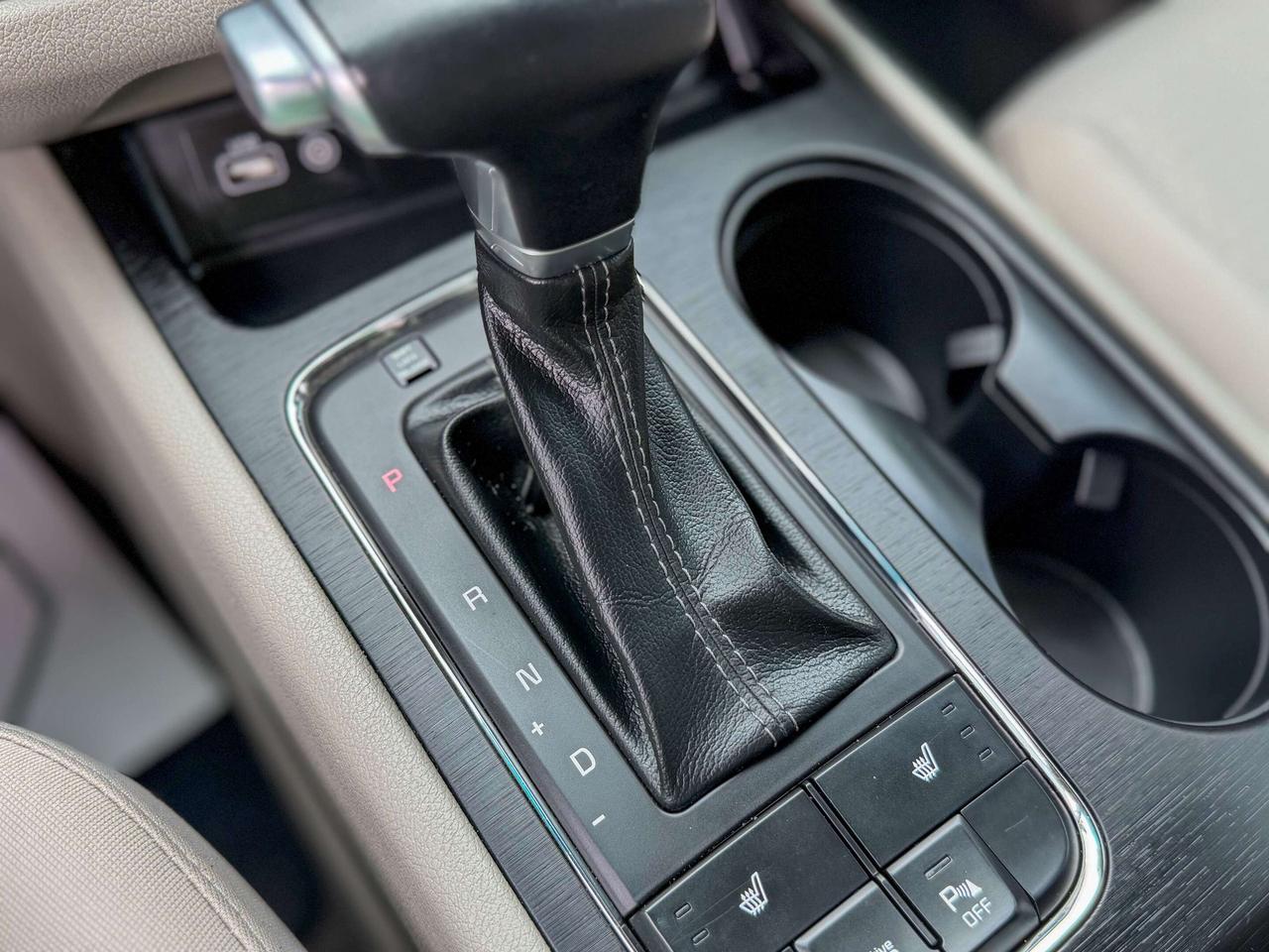 2018 Kia Sedona LX/8 PASS/CAMERA/LOW KM/APPLE CARPLAY/3.3L Photo