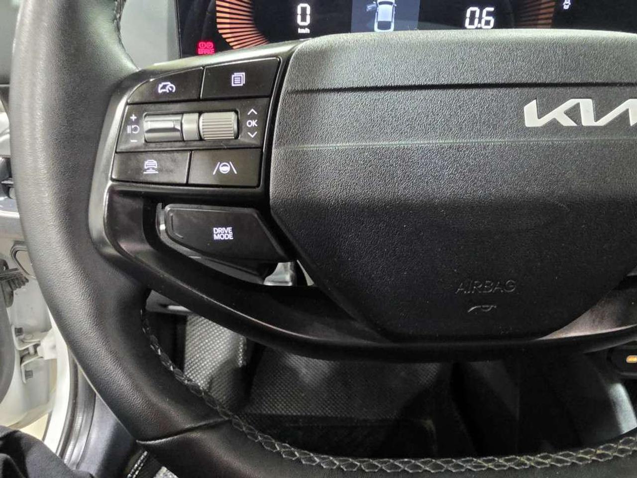 2025 Kia K4 EX+ NO ACCIDENT ONE OWNER ONTARI VEHICLE LEATHER SUNROOF Photo