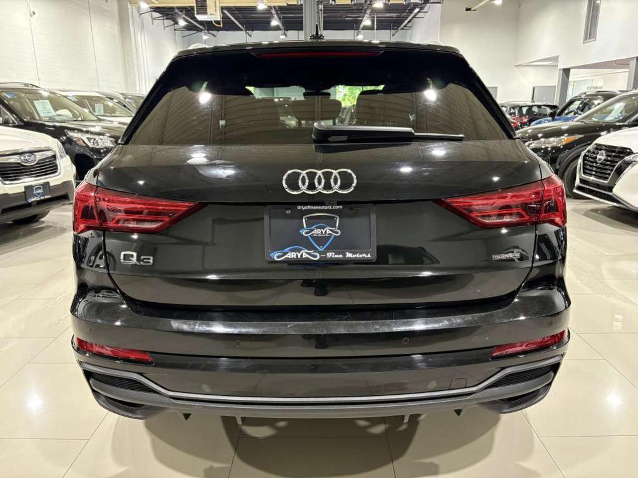 2023 Audi Q3 PROGRESSIVE L45 TFSI QUATTRO LOW KM EXCELLENT SERVICE RECORDS PUSH START SUNROOF LEATHER Photo