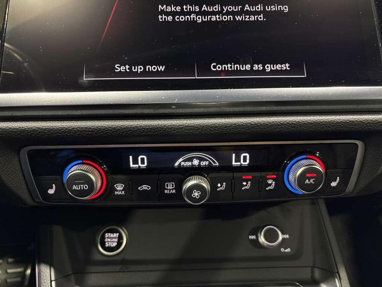 2023 Audi Q3 PROGRESSIVE L45 TFSI QUATTRO LOW KM EXCELLENT SERVICE RECORDS PUSH START SUNROOF LEATHER Photo