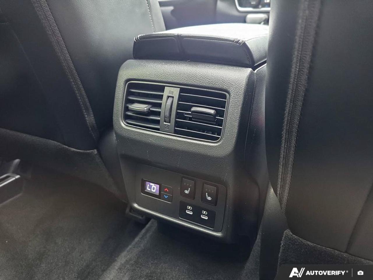 2024 Nissan Rogue Platinum AWD | 360 View Camera | Apple Car Play | Android Auto | Photo