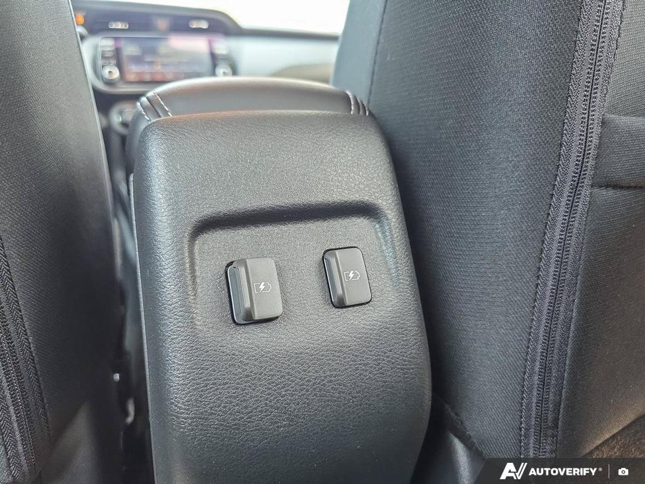 2024 Nissan Kicks SV | Apple Car Play | Android Auto | Heated Seats | Photo