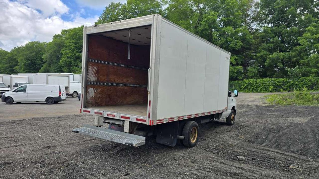 2021 Ford E-Series E-450 - 16Ft Box - V8 Gas - 84 Tall Box - 16CB-C07450 - -None Photo