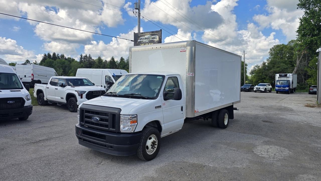 2023 Ford E-Series Cutaway 16Ft Box - 7.3L V8 Gas - Ramp - Camera/Cruise Photo