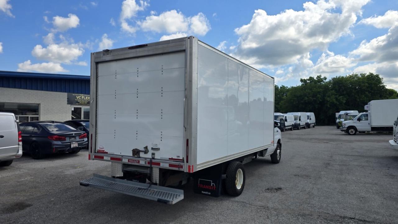 2023 Ford E-Series Cutaway 16Ft Box - 7.3L V8 Gas - Ramp - Camera/Cruise Photo