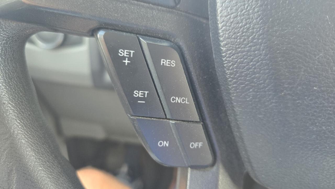 2023 Ford E-Series Cutaway 16Ft Box - 7.3L V8 Gas - Ramp - Camera/Cruise Photo