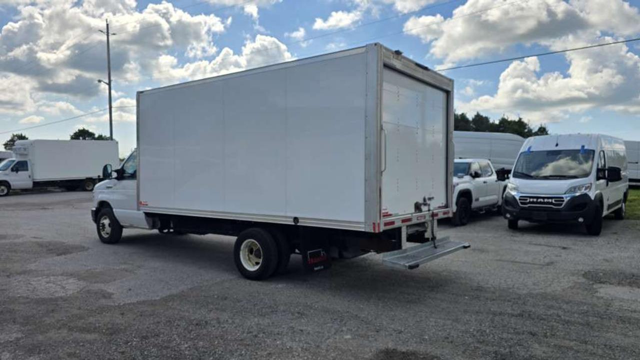 2023 Ford E-Series 16Ft Box - 7.3L V8 Gas - Ramp - - 16CB-D28130 - -None Photo