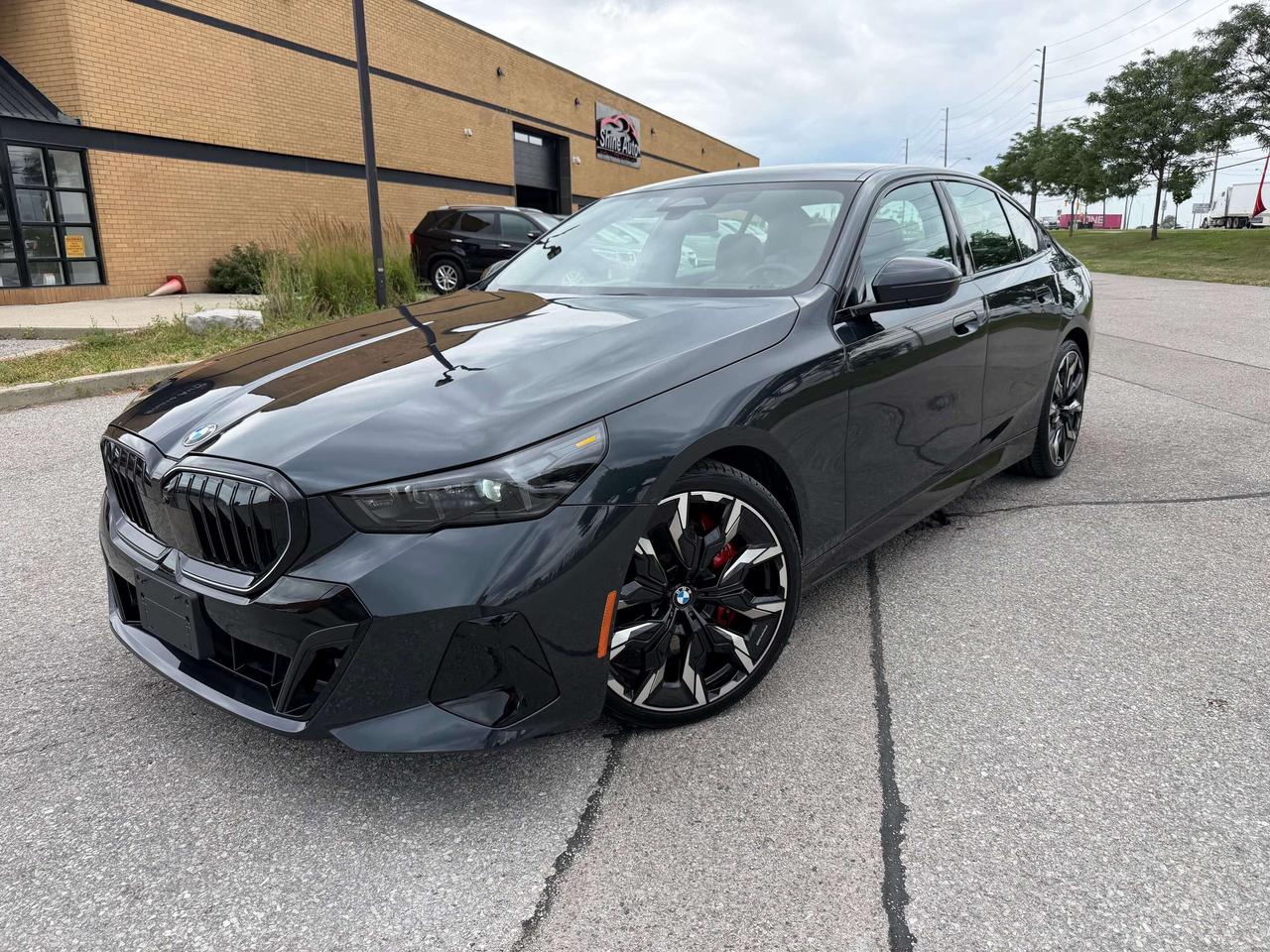 2026 BMW 5 Series 540 xDrive M Sport 1 Owner Clean Carfax Photo