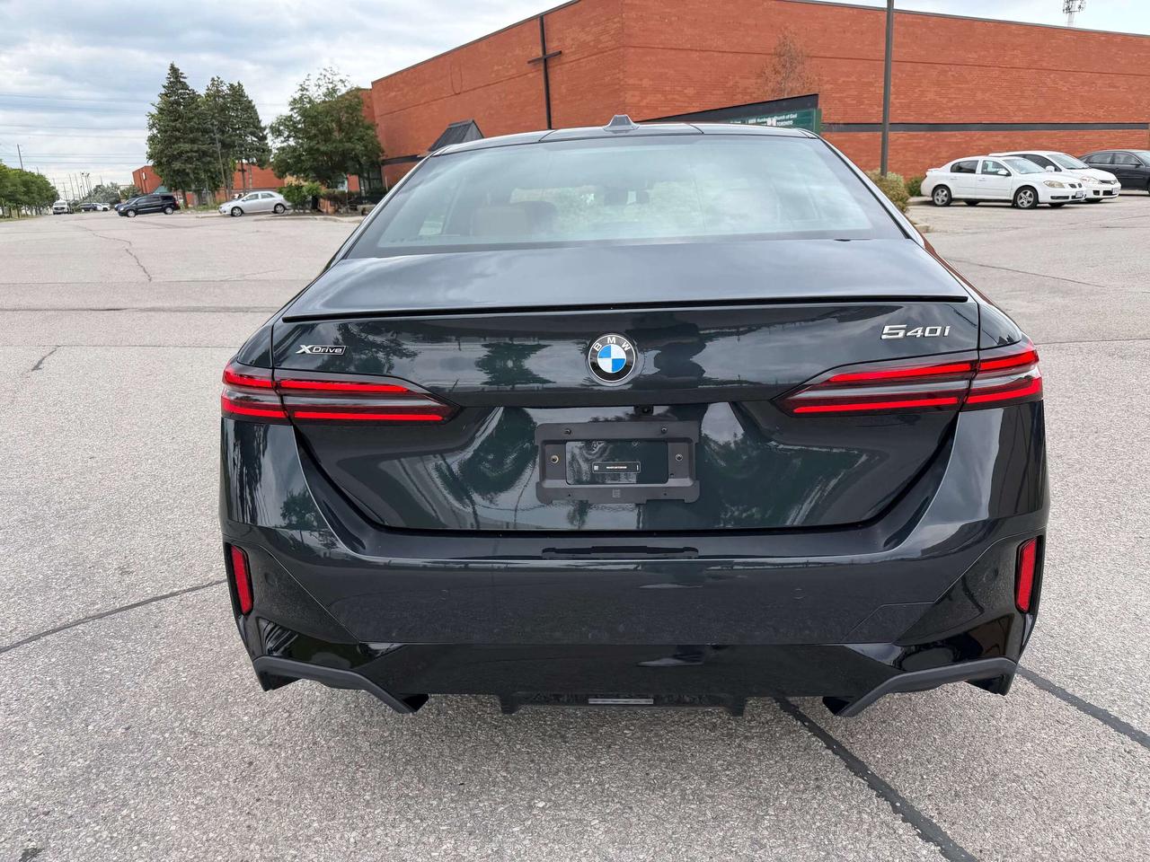 2026 BMW 5 Series 540 xDrive M Sport 1 Owner Clean Carfax Photo