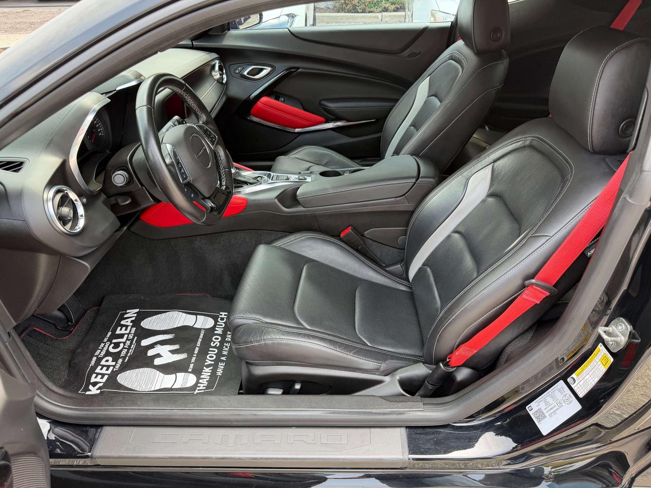 2021 Chevrolet Camaro 2LT RS V6 AUTOMATIC CLEAN CARFAX CERTIFIED Photo