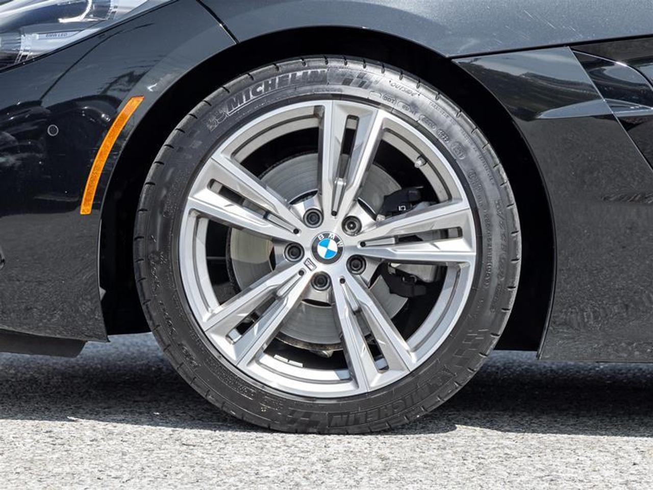 2022 BMW Z4 sDrive30i 2dr Rear-Wheel Drive Roadster Photo4