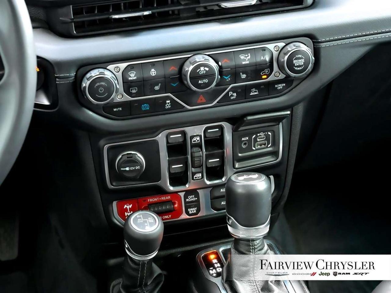 2024 Jeep Wrangler Rubicon X 4 Door 4x4 RUBICON X   SKY TOP   LEATHER   NAV   CARPLAY   HEATED SEATSS   BLIND SPOT Photo