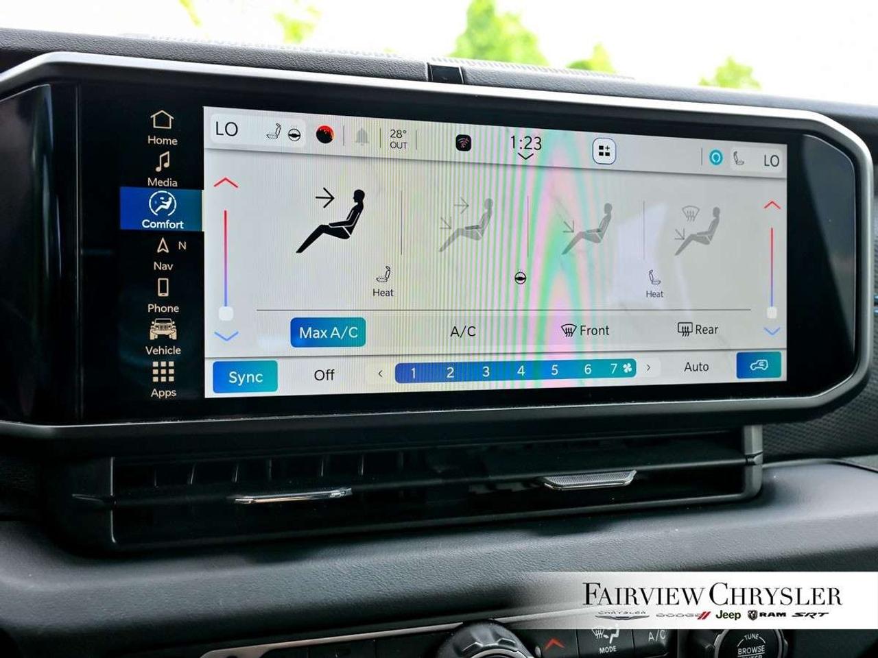 2024 Jeep Wrangler Rubicon X 4 Door 4x4 RUBICON X   SKY TOP   LEATHER   NAV   CARPLAY   HEATED SEATSS   BLIND SPOT Photo