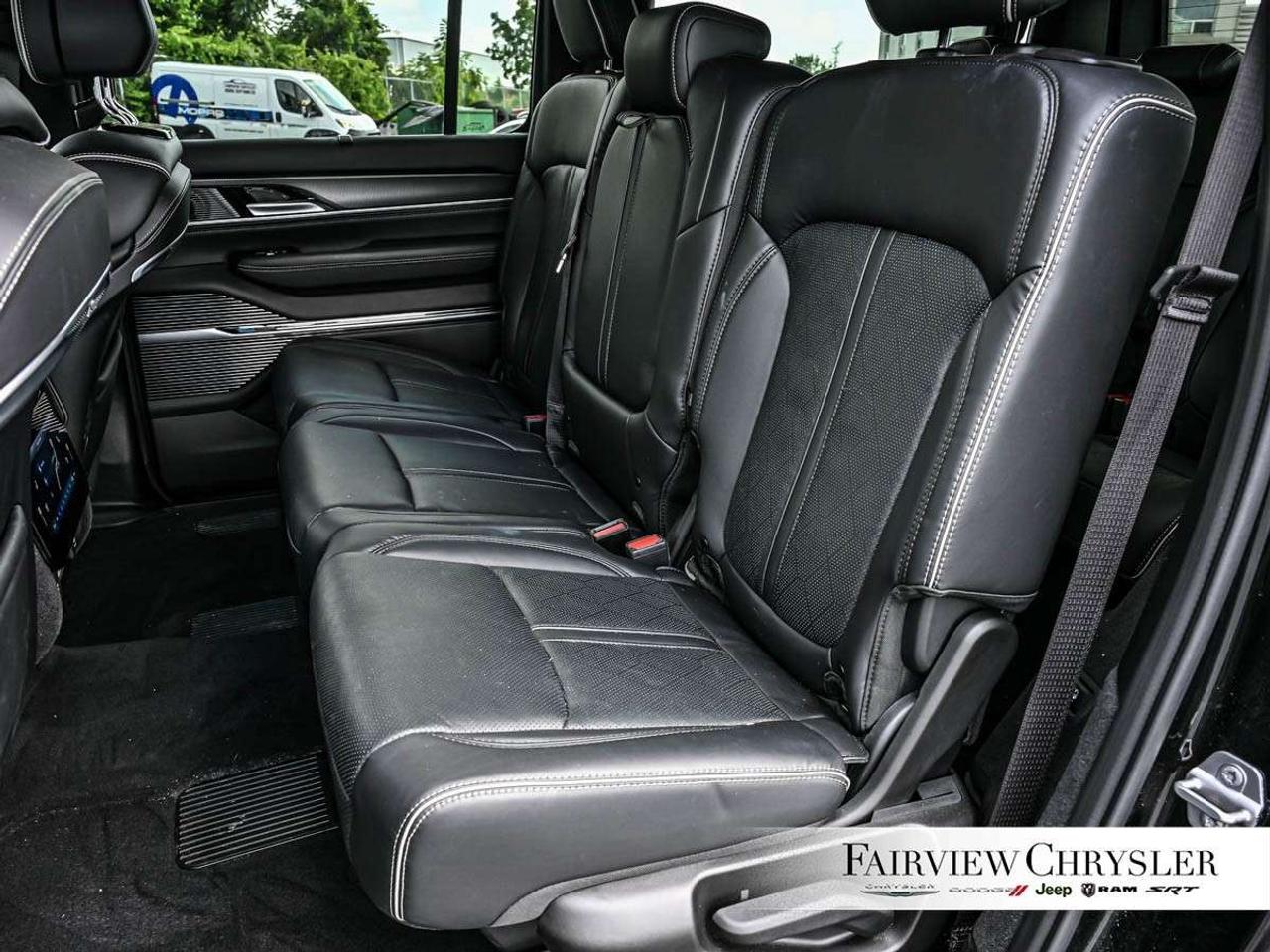 2025 Jeep Grand Wagoneer Series II Obsidian 4x4 OBSIDIAN   PANO ROOF   360 CAMERA   NIGHT VISION   BLIND SPOT   POWER BOARDS   NIGHT VISION   CARP Photo