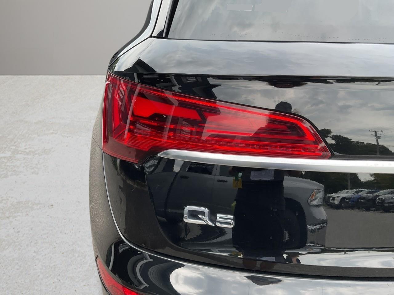 2021 Audi Q5 45 Komfort 4dr All-Wheel Drive quattro Sport Utility Photo