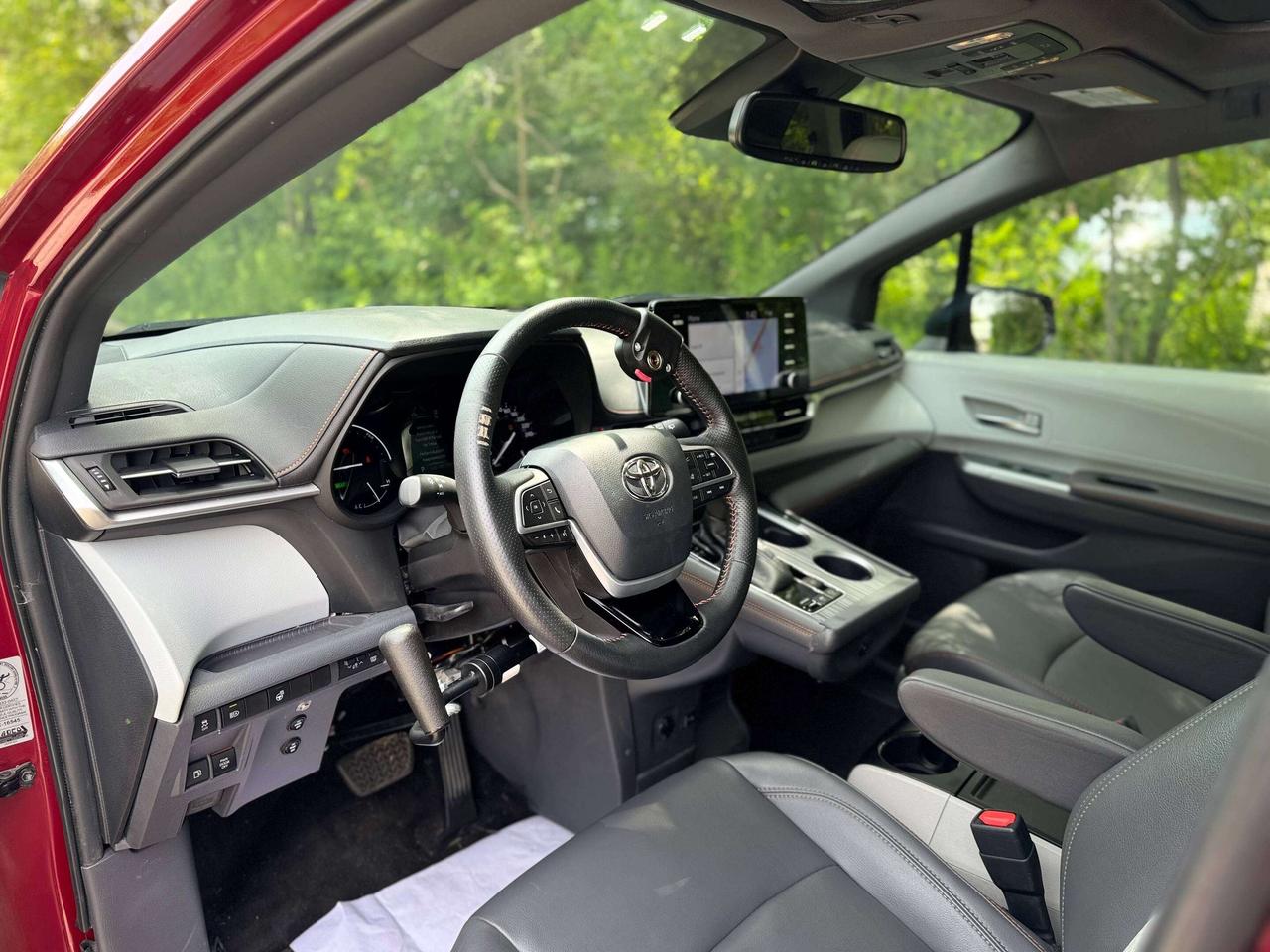 2021 Toyota Sienna XSE AWD   WheelChair Accessible! Photo