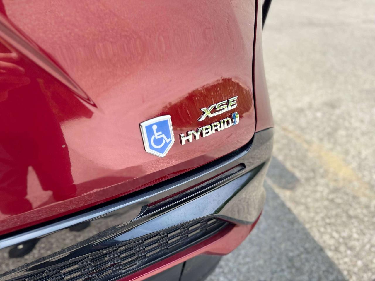 2021 Toyota Sienna XSE AWD   WheelChair Accessible! Photo