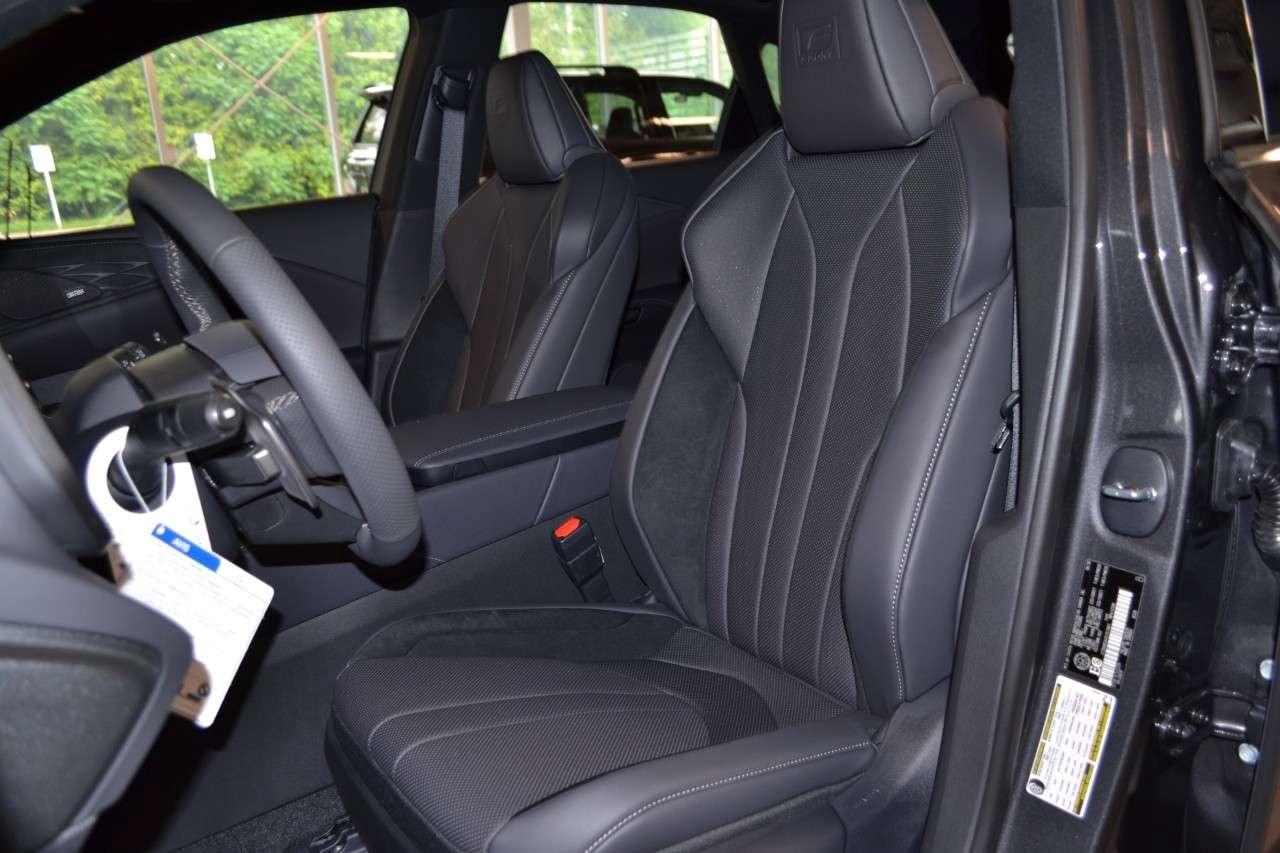 2026 Lexus RX 350 BLACKLINE Photo