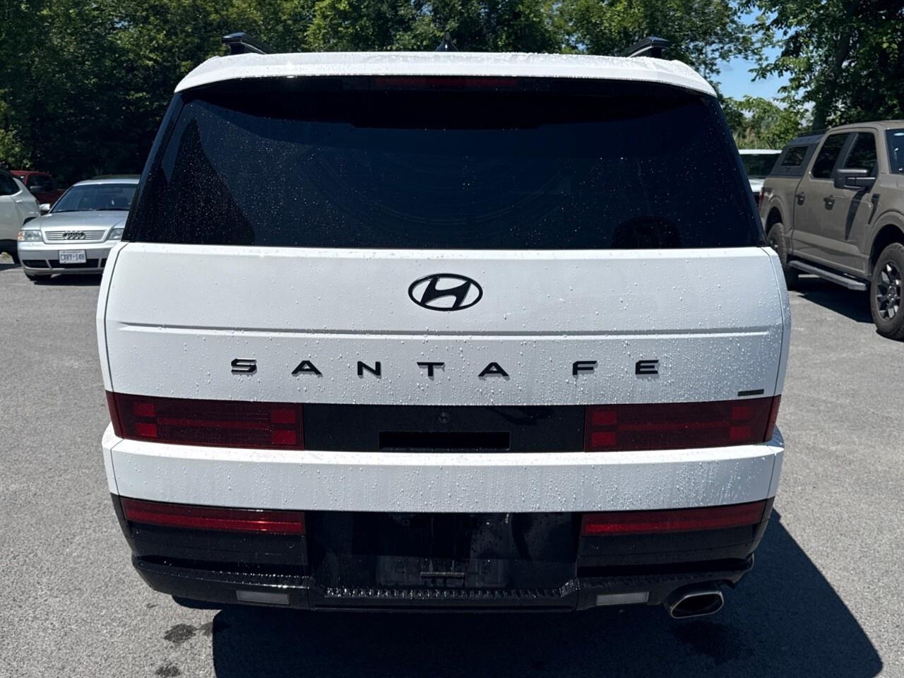 2025 Hyundai Santa Fe ULTIMATE   CALLIGRAPHY   AWD   MOONROOF Photo