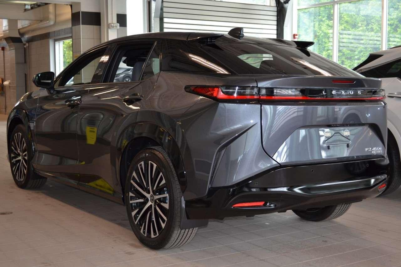 2026 Lexus Others LUXURY Photo5