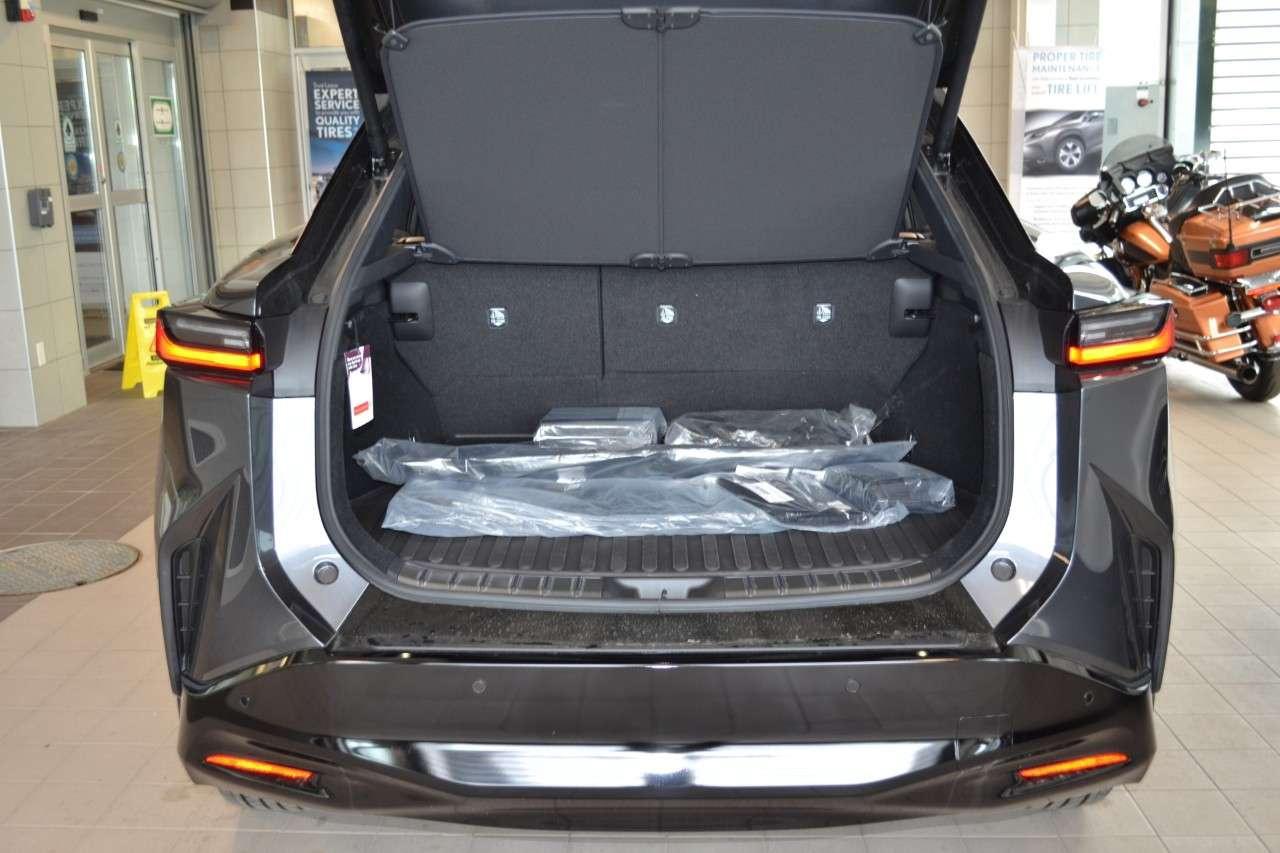 2026 Lexus Others LUXURY Photo