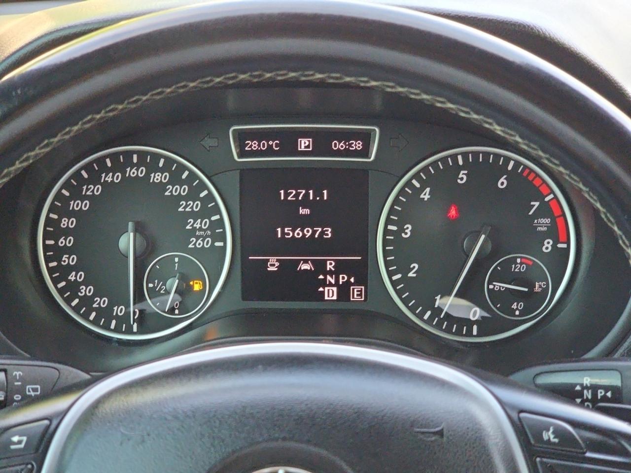 2013 Mercedes-Benz B-Class B250 Sports Tourer * NO ACCIDENTS / PANORAMIC / LE Photo