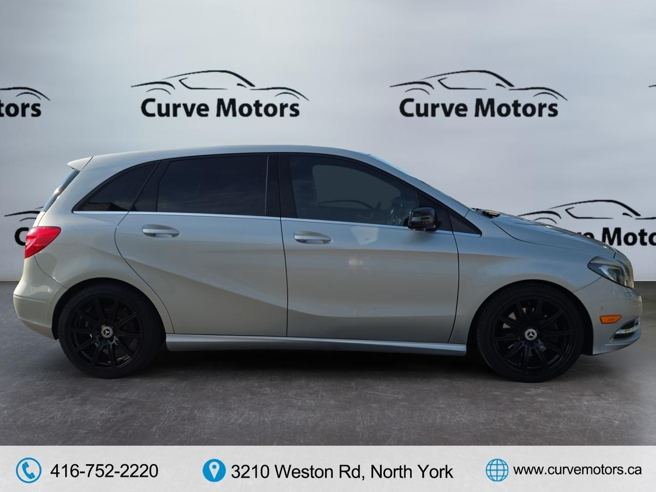 2013 Mercedes-Benz B-Class B250 Sports Tourer * NO ACCIDENTS / PANORAMIC / LE Photo