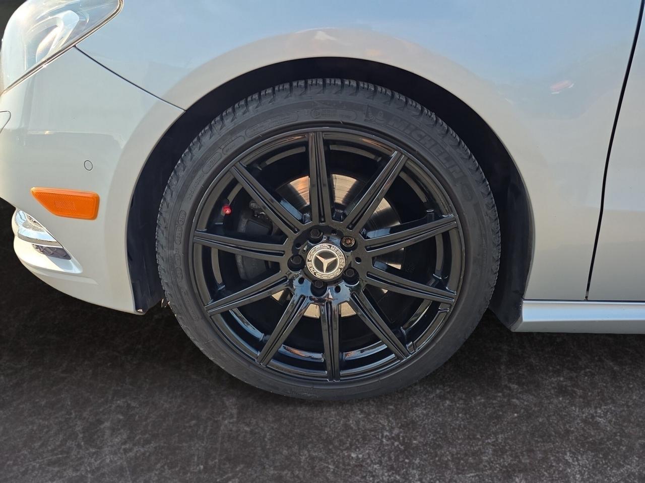 2013 Mercedes-Benz B-Class B250 Sports Tourer * NO ACCIDENTS / PANORAMIC / LE Photo