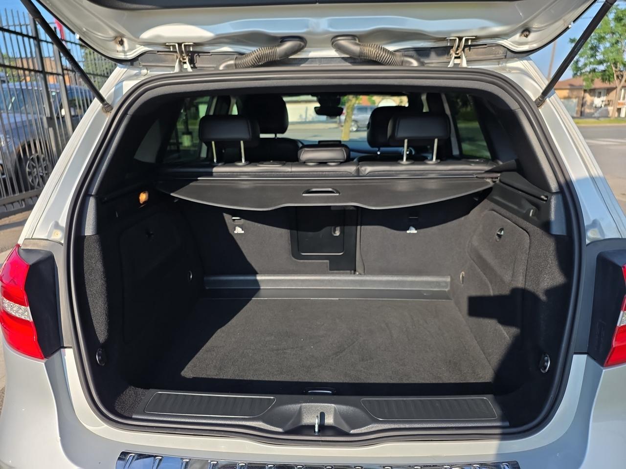 2013 Mercedes-Benz B-Class B250 Sports Tourer * NO ACCIDENTS / PANORAMIC / LE Photo