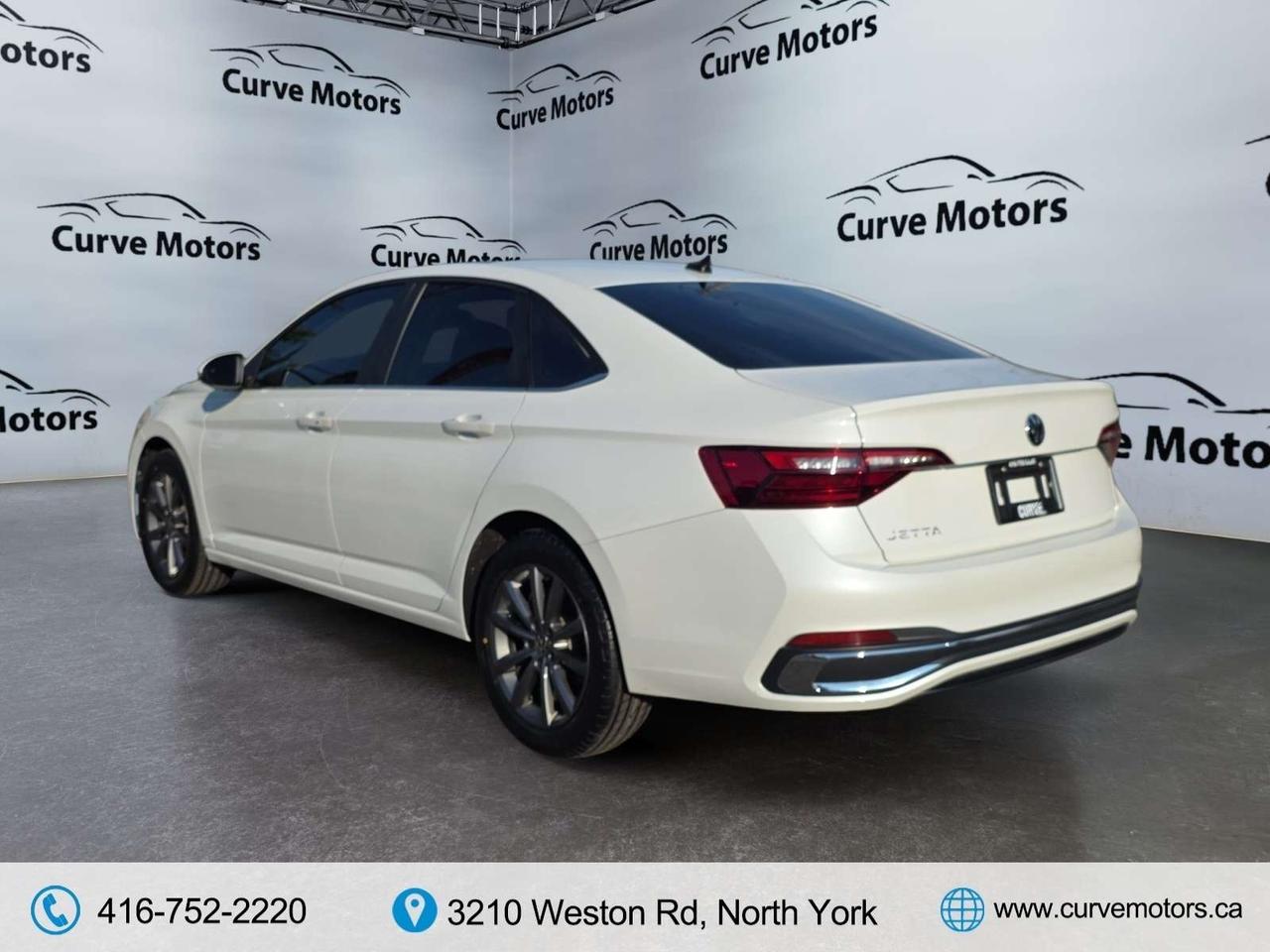 2024 Volkswagen Jetta Highline Auto * CARPLAY / ROOF / NAVIGATION / CAMERA / DRIVER ASSIST Photo