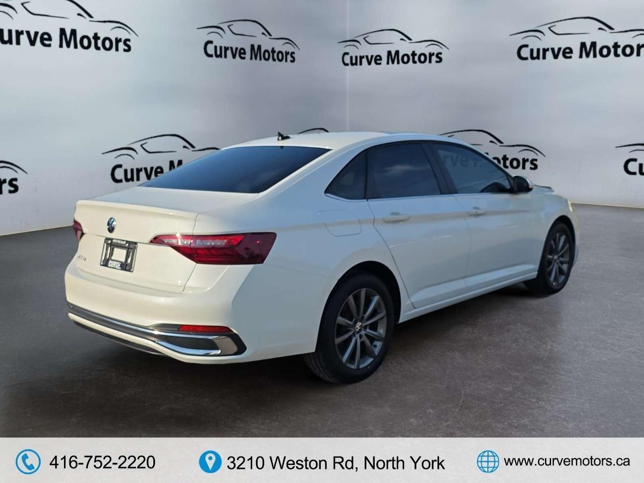 2024 Volkswagen Jetta Highline Auto * CARPLAY / ROOF / NAVIGATION / CAMERA / DRIVER ASSIST Photo