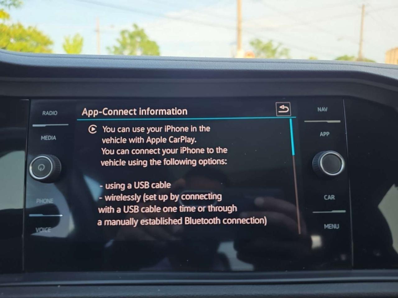 2024 Volkswagen Jetta Highline Auto * CARPLAY / ROOF / NAVIGATION / CAMERA / DRIVER ASSIST Photo