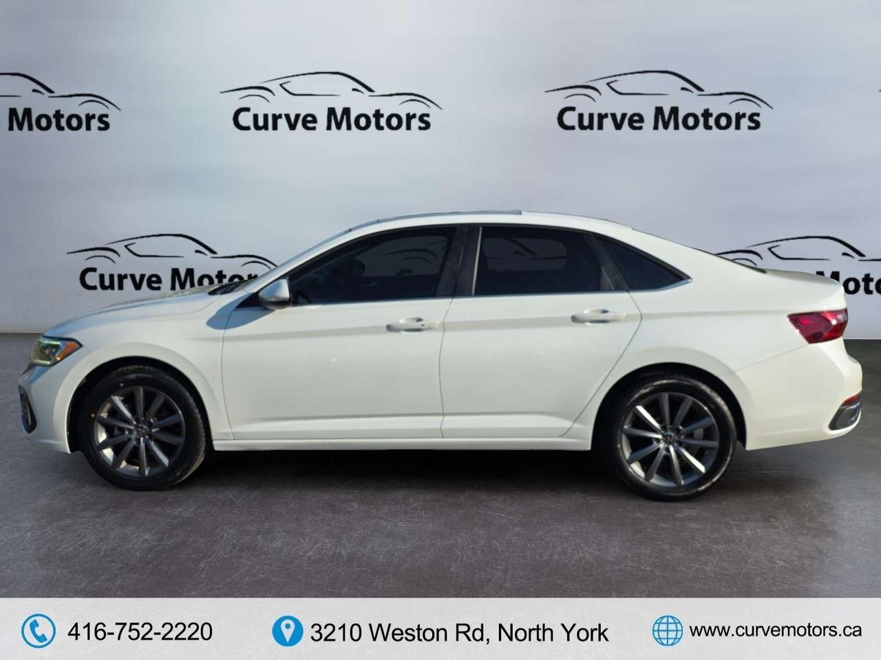 2024 Volkswagen Jetta Highline Auto * CARPLAY / ROOF / NAVIGATION / CAMERA / DRIVER ASSIST Photo