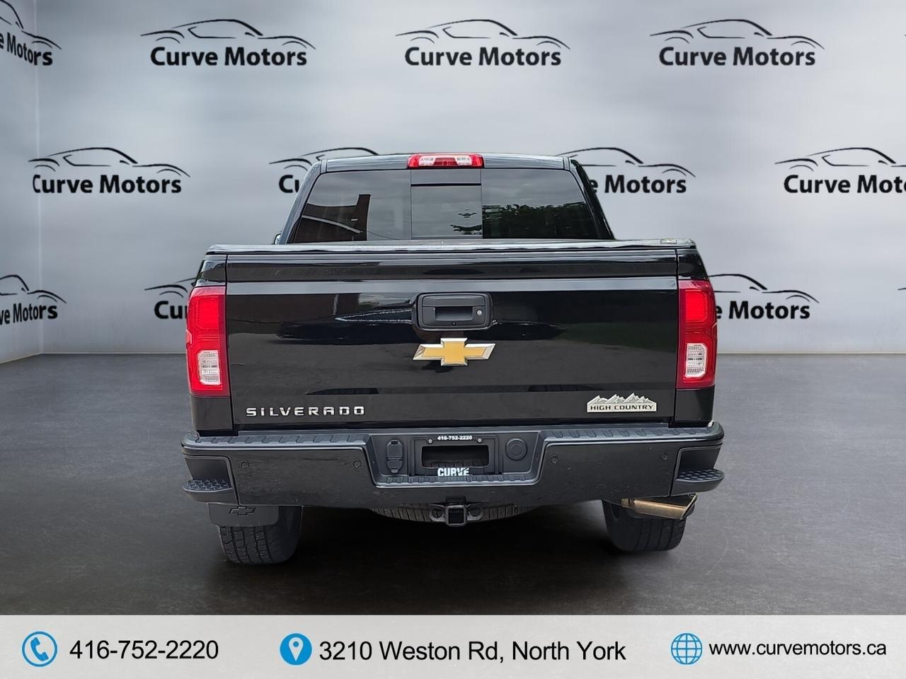 2017 Chevrolet Silverado 1500 4WD Crew Cab 143.5 High Country * SUNROOF / NAVIGA Photo