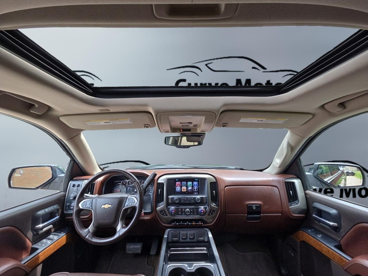2017 Chevrolet Silverado 1500 4WD Crew Cab 143.5 High Country * SUNROOF / NAVIGA Photo