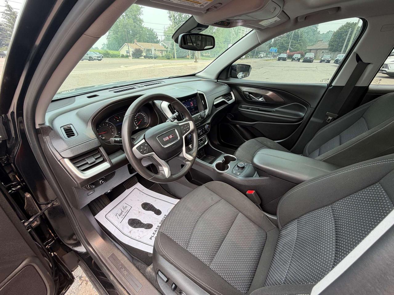 2024 GMC Terrain SLE/HEATED SEATS/PWR ROOF/REMOTE START/CALL PICTON Photo