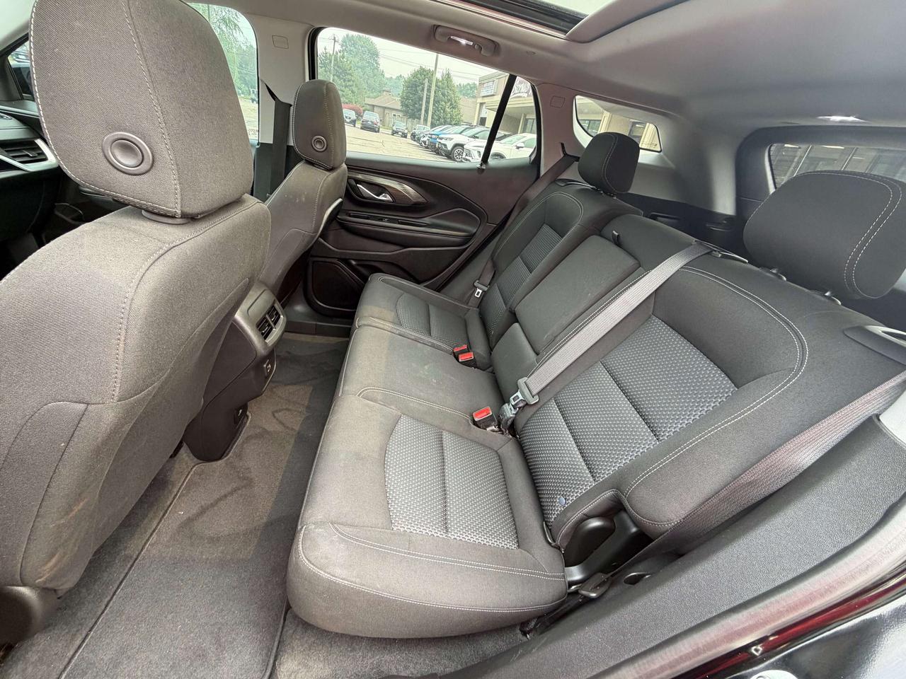 2024 GMC Terrain SLE/HEATED SEATS/PWR ROOF/REMOTE START/CALL PICTON Photo