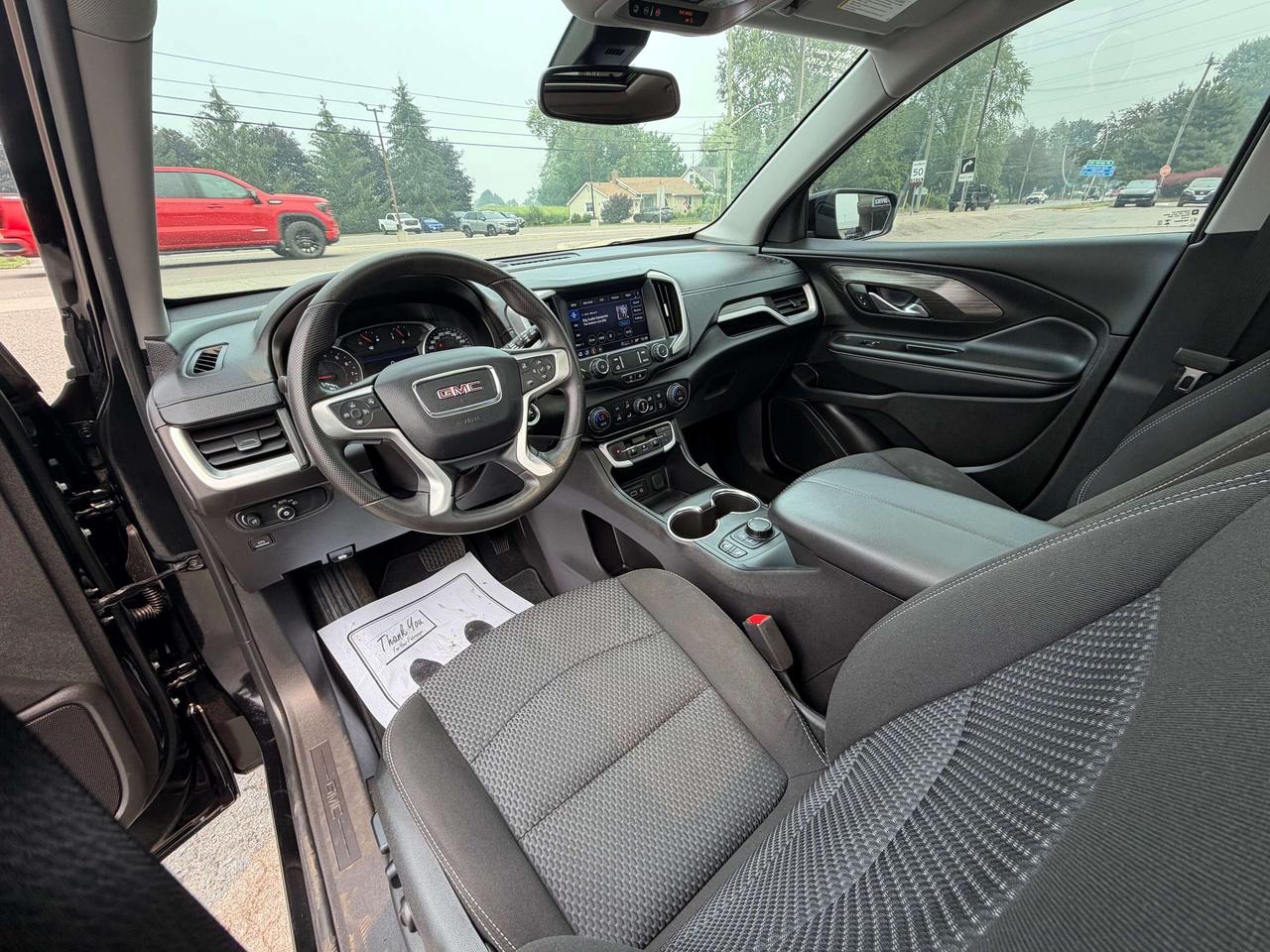 2024 GMC Terrain SLE/HEATED SEATS/PWR ROOF/REMOTE START/CALL PICTON Photo