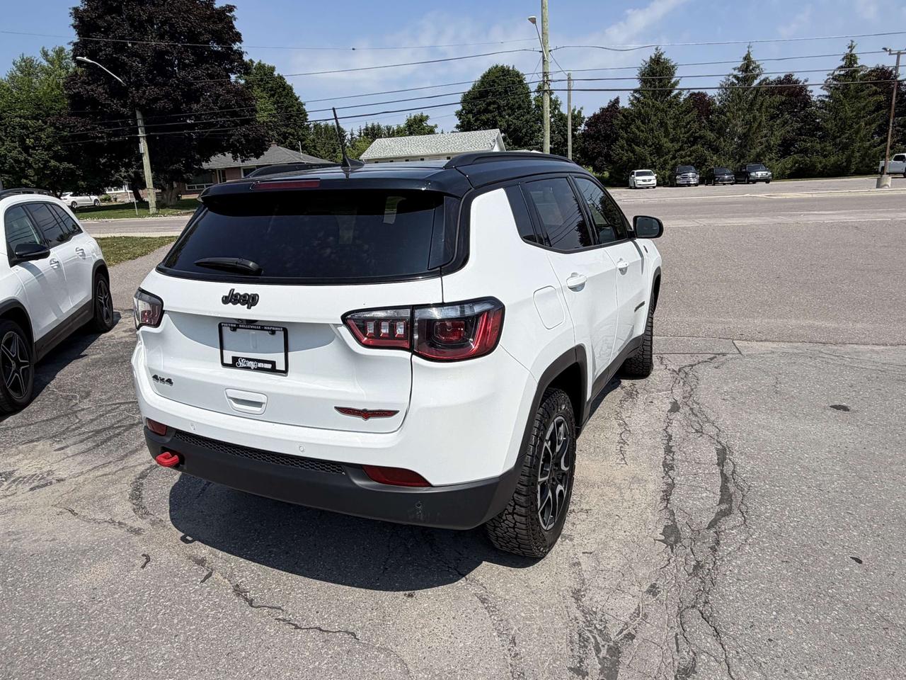 2024 Jeep Compass TRAILHAWK/PWR ROOF/BELLEVILLE*6139618848* Photo