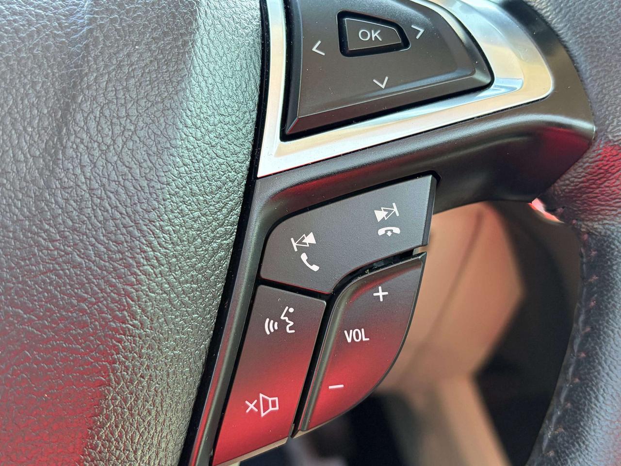 2023 Ford Edge TITANIUM/LOADED!!/CALL PICTON 613-476-2188 Photo