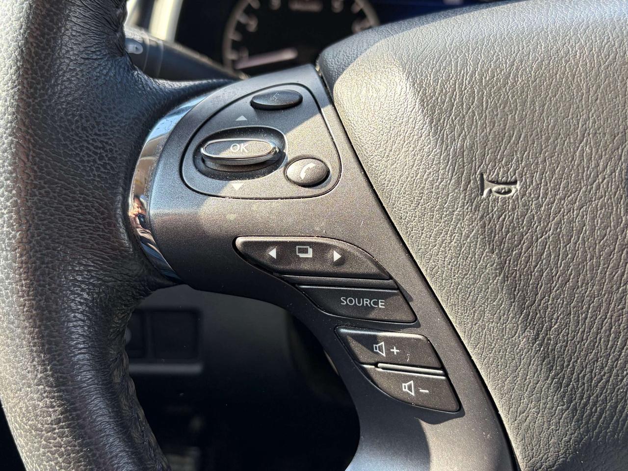 2022 Nissan Murano SV AWD Panoramic Roof   Navigation Photo