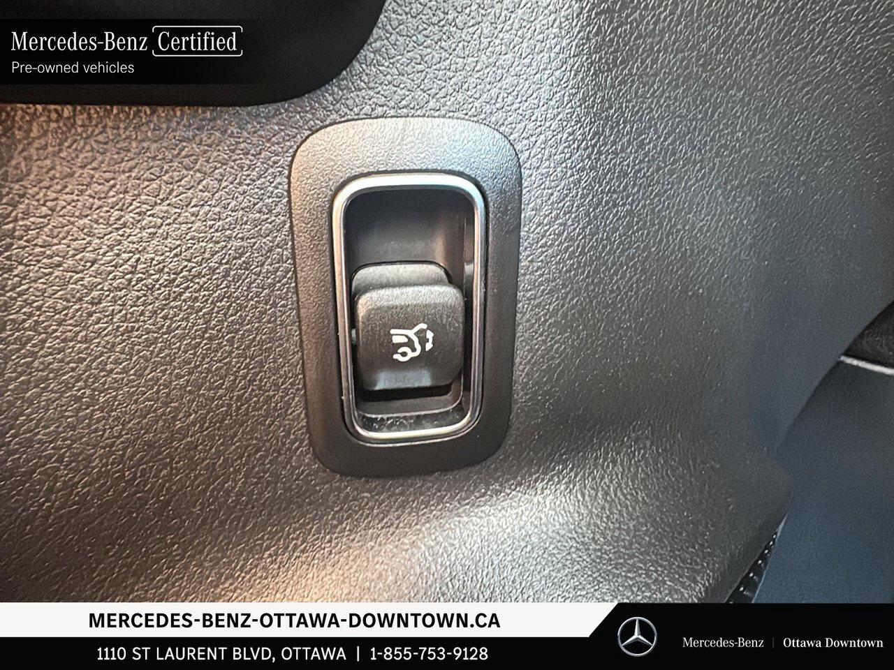 2025 Mercedes-Benz GLB250 4MATIC SUV Blacked-Out Style. Premium Features. Ex Photo