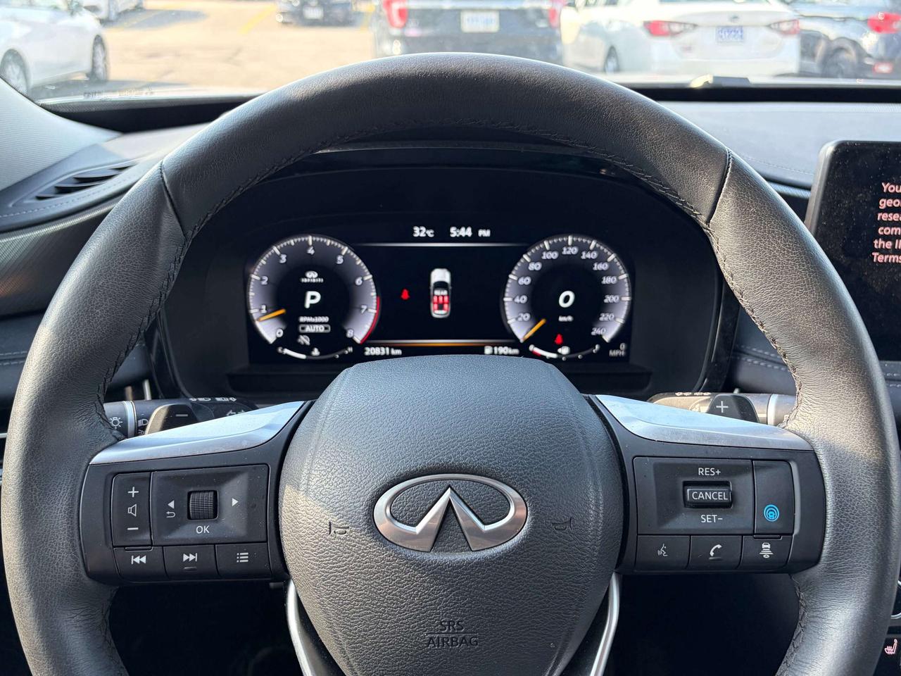 2024 Infiniti QX60 LUXE Sunroof/Moonroof AWD Photo