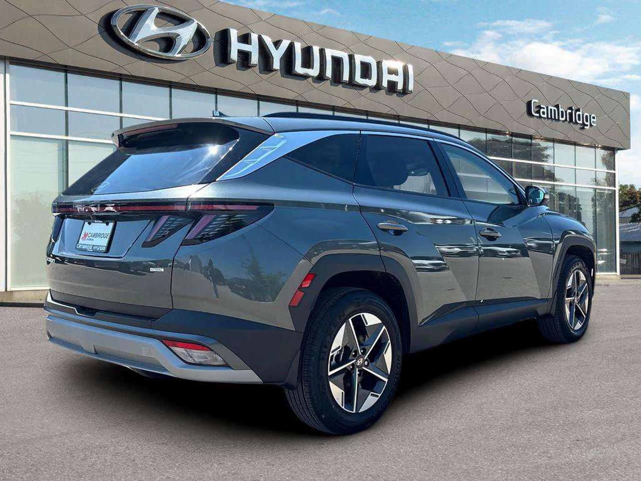 2026 Hyundai Tucson Preferred Trend   NO ACCIDENTS LEATHER P.ROOF 7.7L/100KM Photo