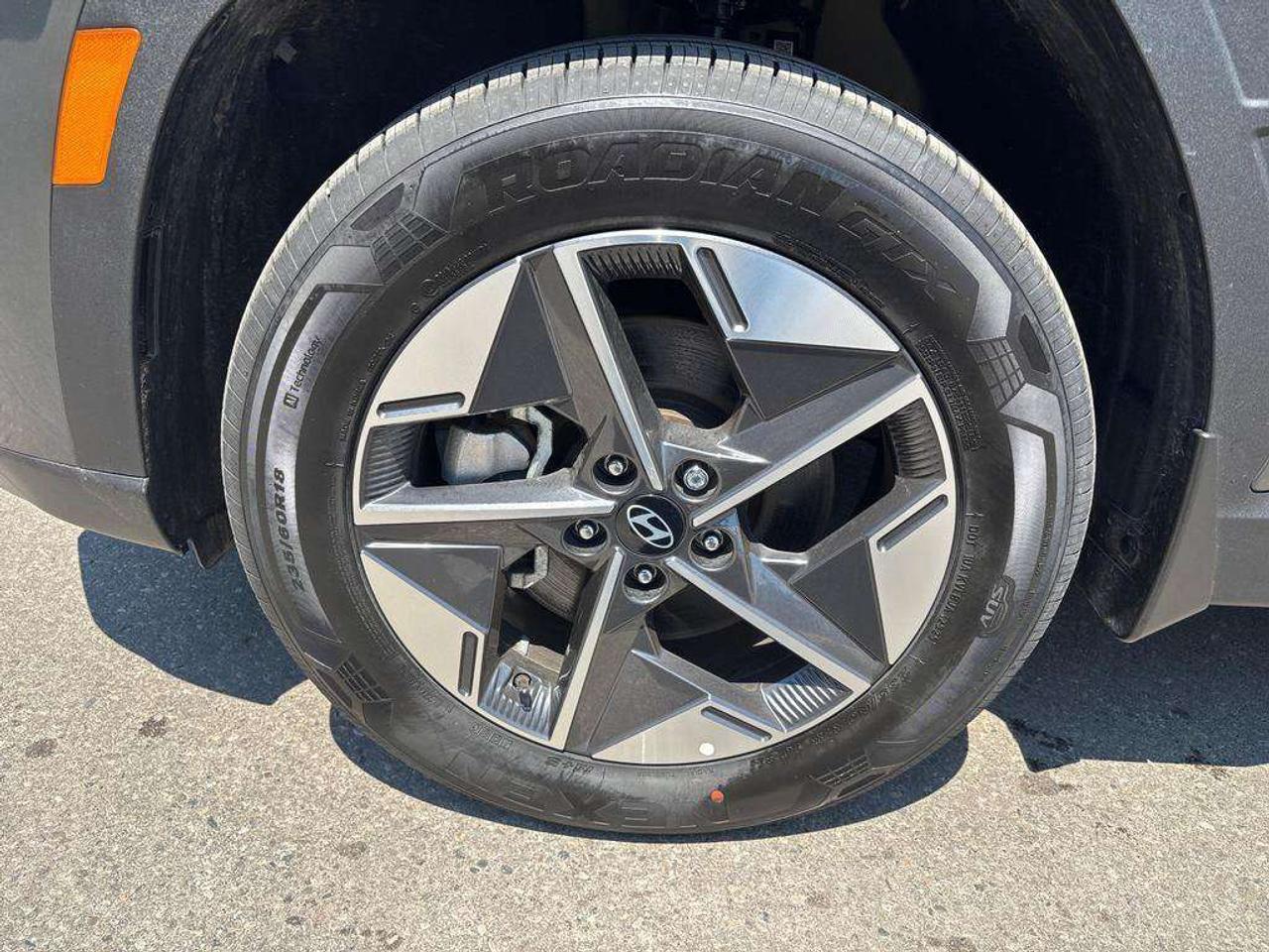 2026 Hyundai Tucson Preferred Trend   NO ACCIDENTS LEATHER P.ROOF 7.7L/100KM Photo
